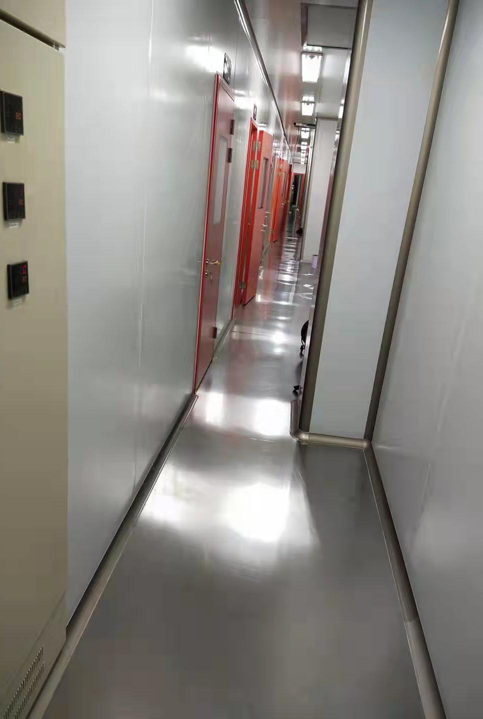 無塵自動<a href='http://www.czscwjzzysgs1969.cn/' target='_blank' title='噴漆設備' style='color:#eb2828'><strong>噴漆設備</strong></a>.jpg